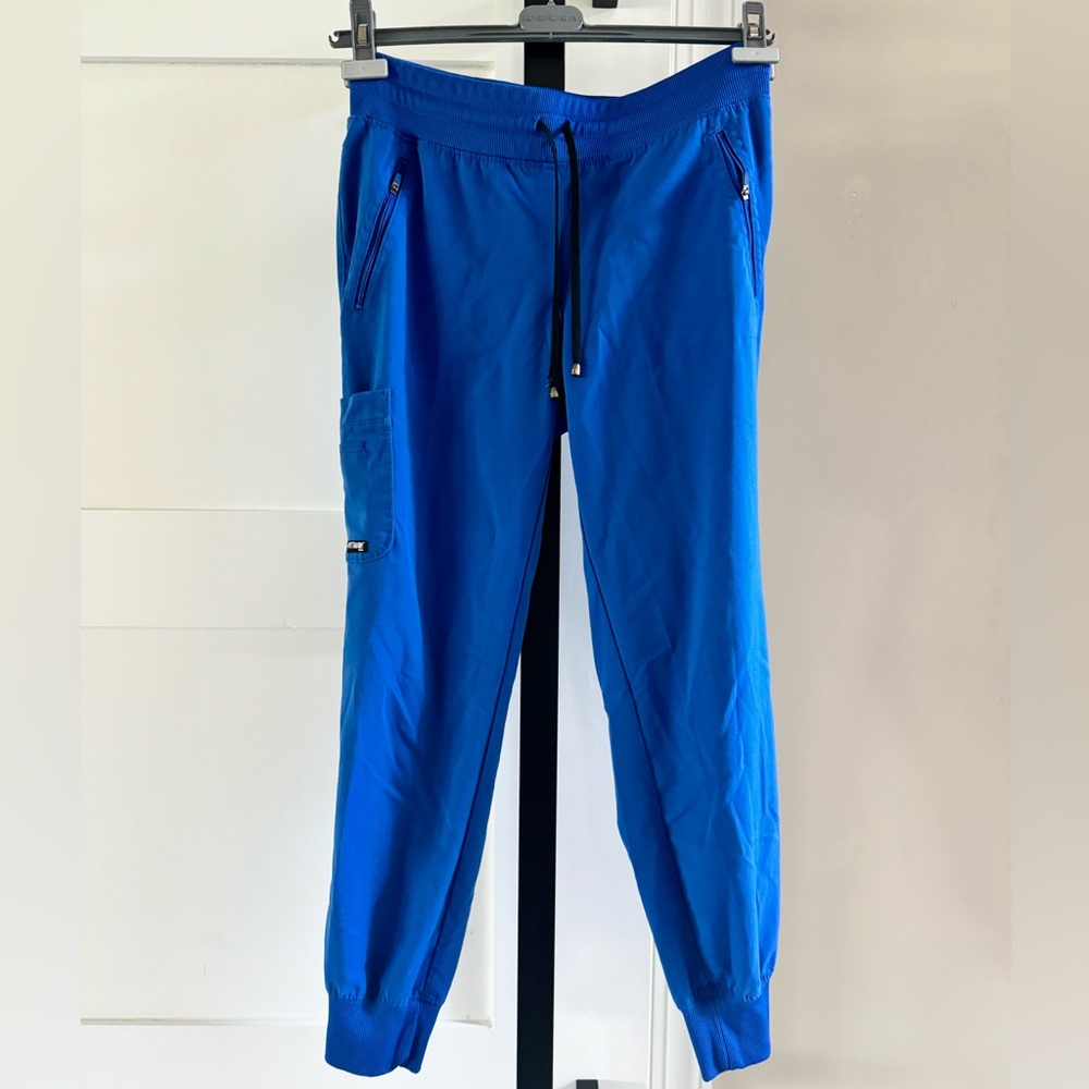 Grey’s Anatomy jogger scrub pants